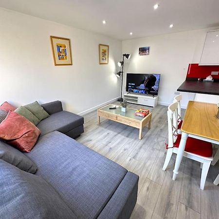Charming New 2Br Detached House-Central Headington- Wi-Fi, Netflix, Top Location Oxford Esterno foto