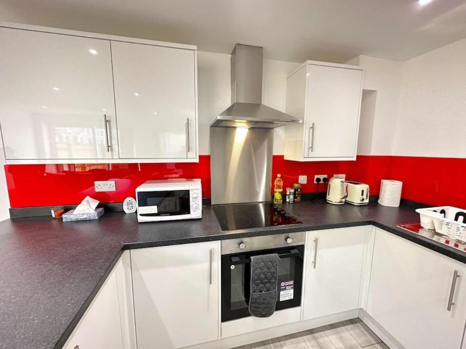 Charming New 2Br Detached House-Central Headington- Wi-Fi, Netflix, Top Location Oxford Esterno foto